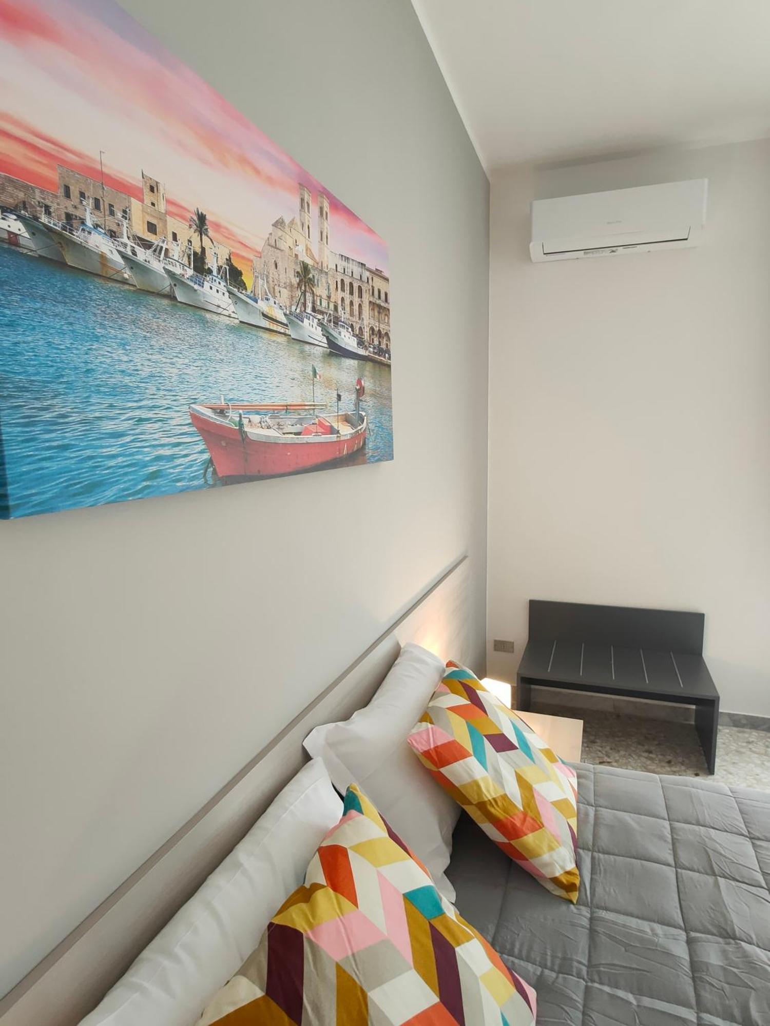 Ri.Mi. Rooms Bari Luaran gambar